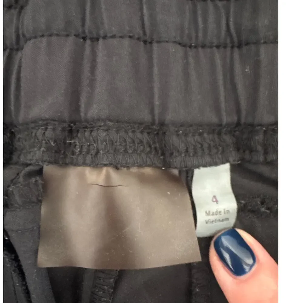 Athleta color black